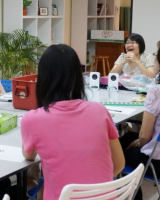 “如何在家与孩子玩感统游戏”