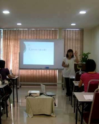 世华育儿工作坊