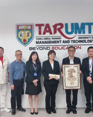 Azon 20周年里程碑